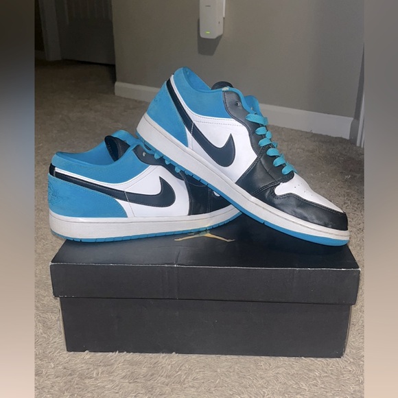aj1 low se laser blue
